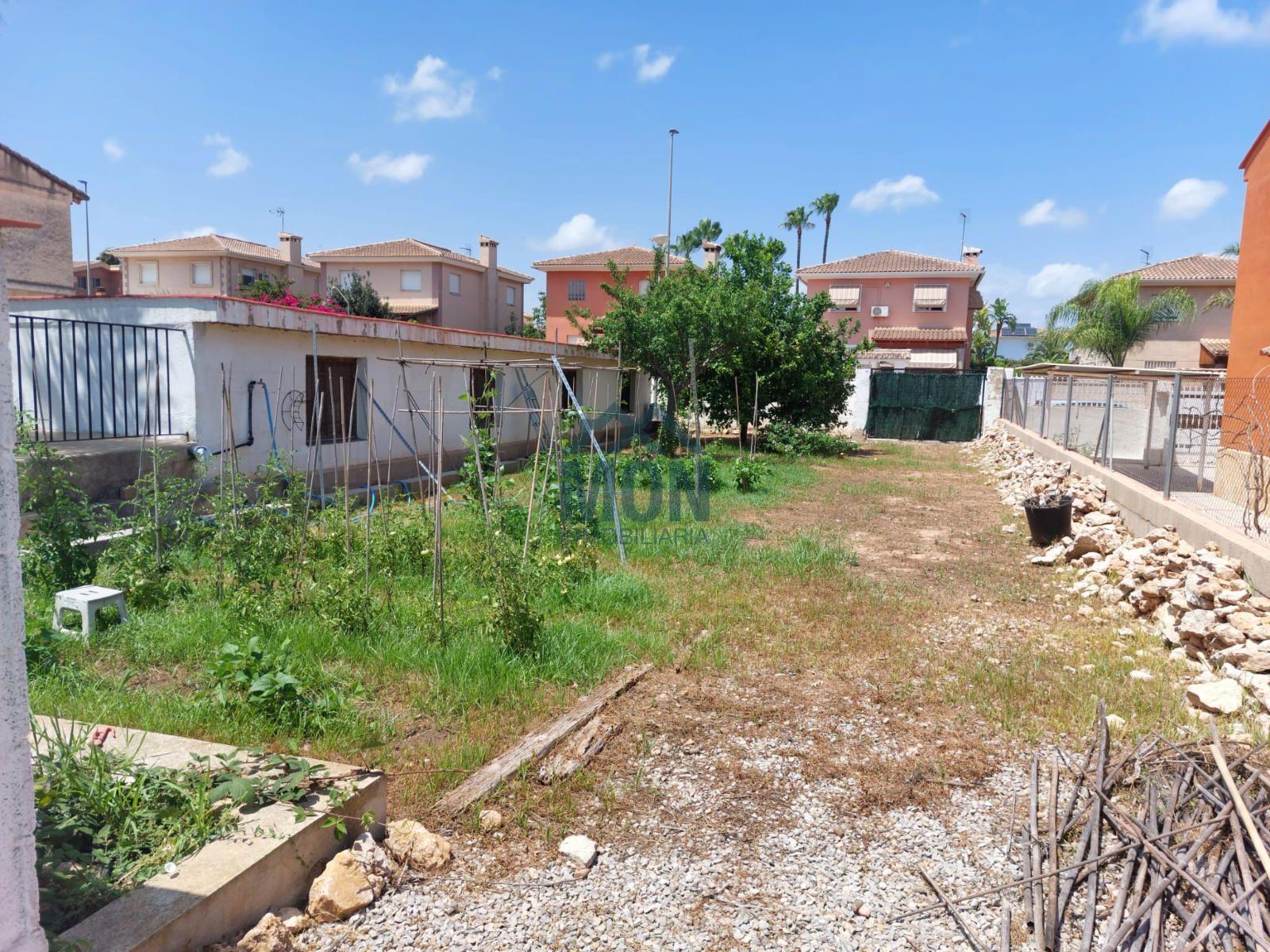 Chalet for Sale in San Antonio de Benagéber