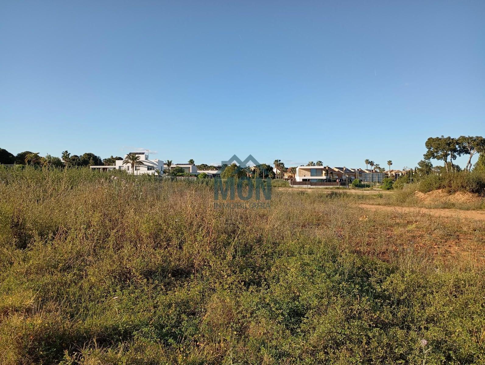 Building Site for Sale in Rocafort
