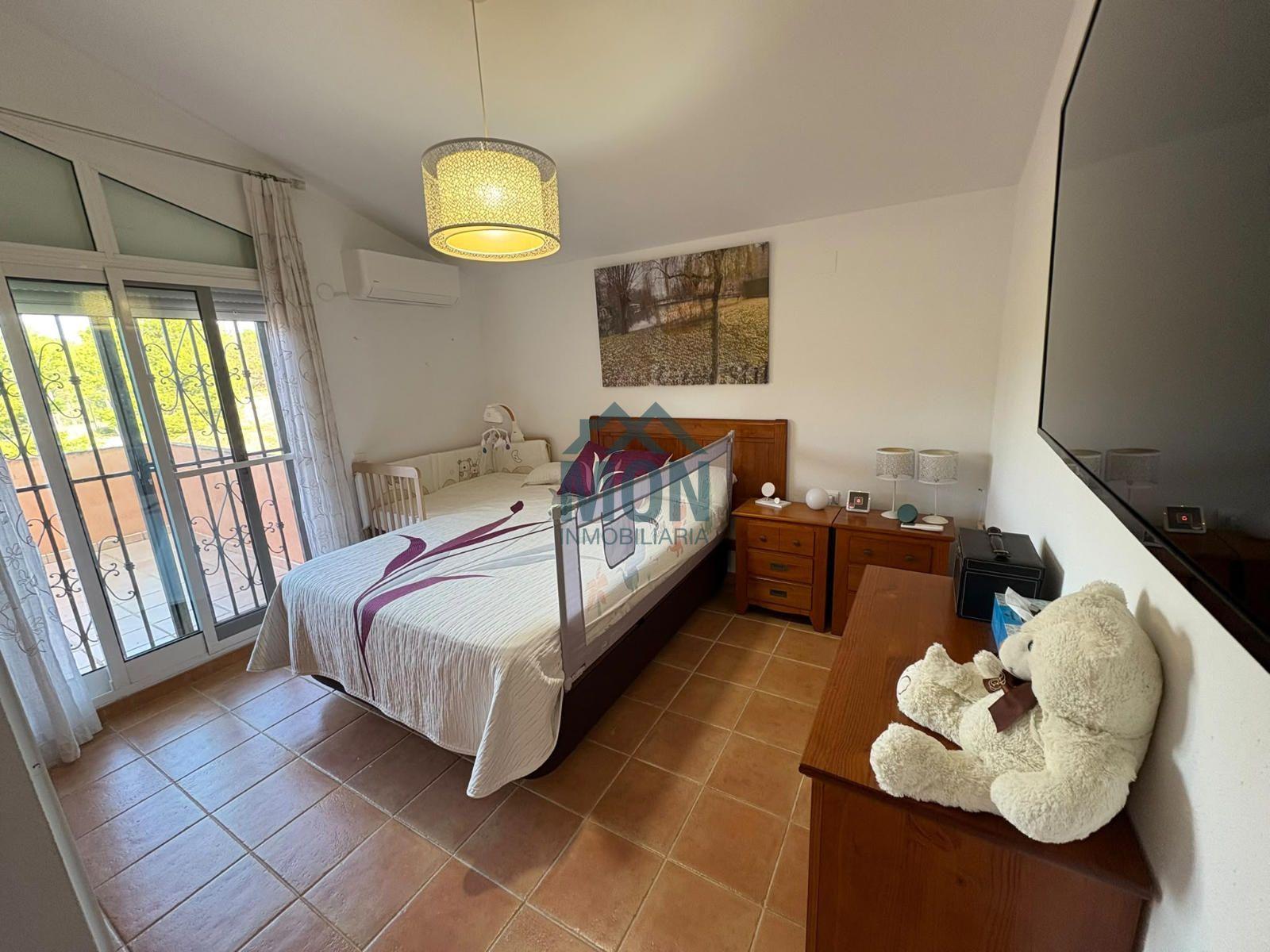 Chalet en Venta en Chiva