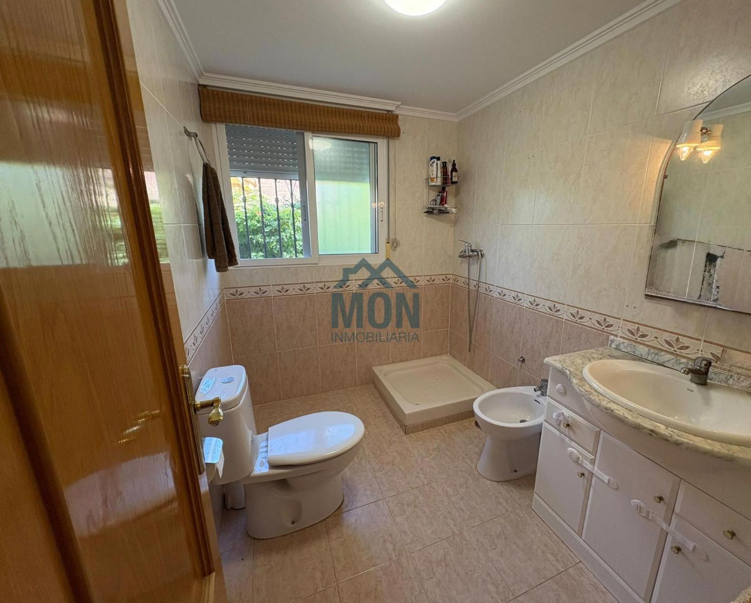 Chalet en Venta en Chiva