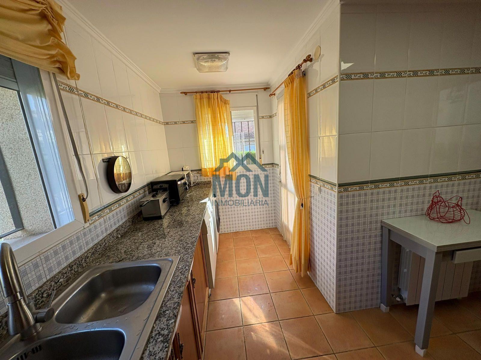 Chalet en Venta en Chiva