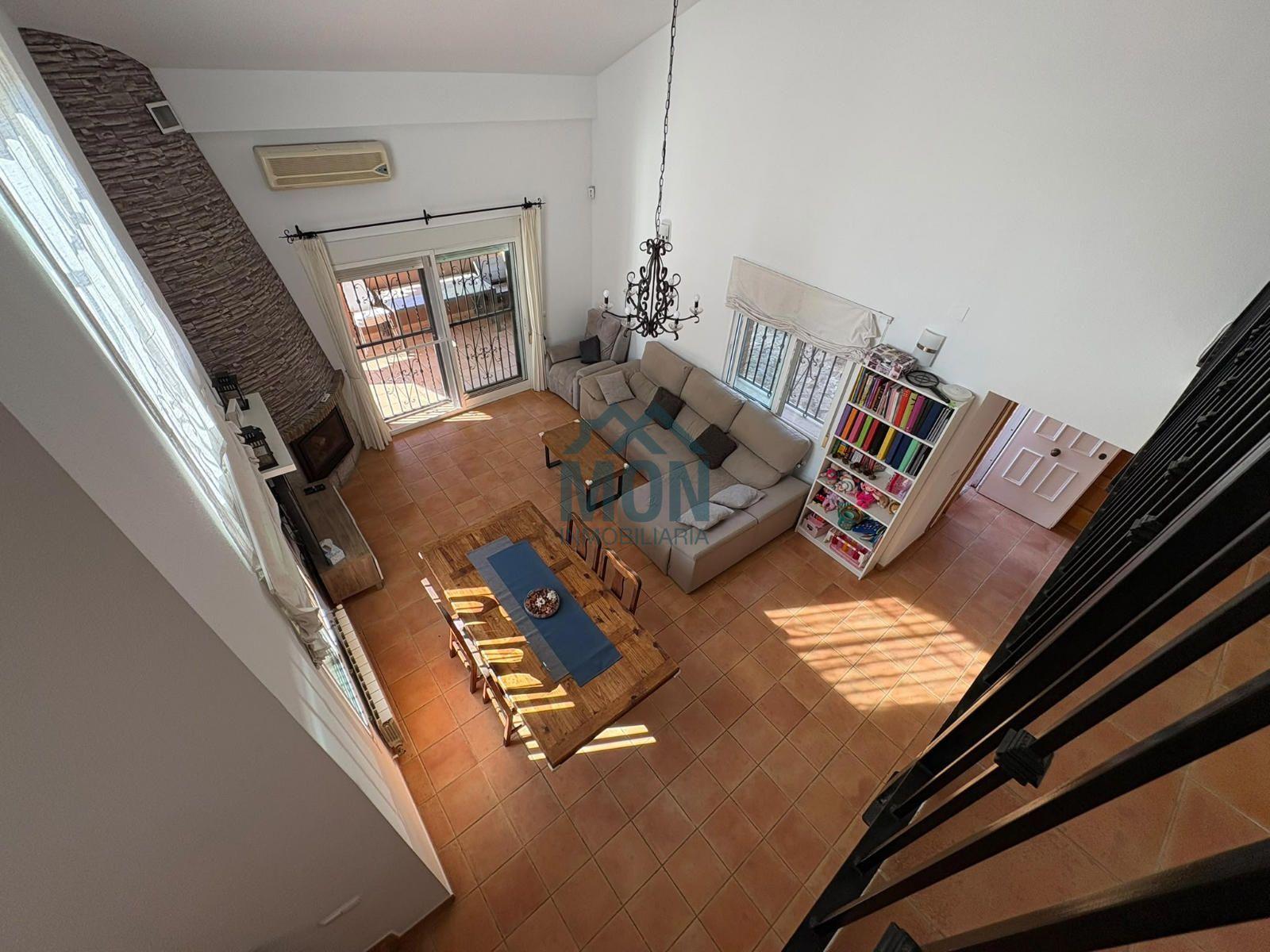 Chalet en Venta en Chiva