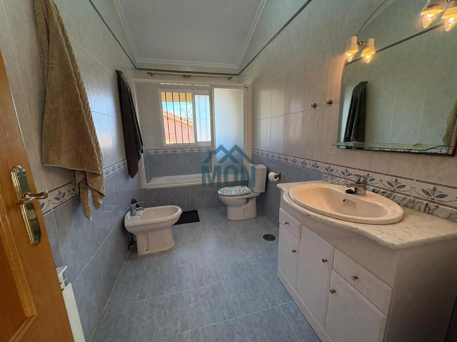 Chalet en Venta en Chiva
