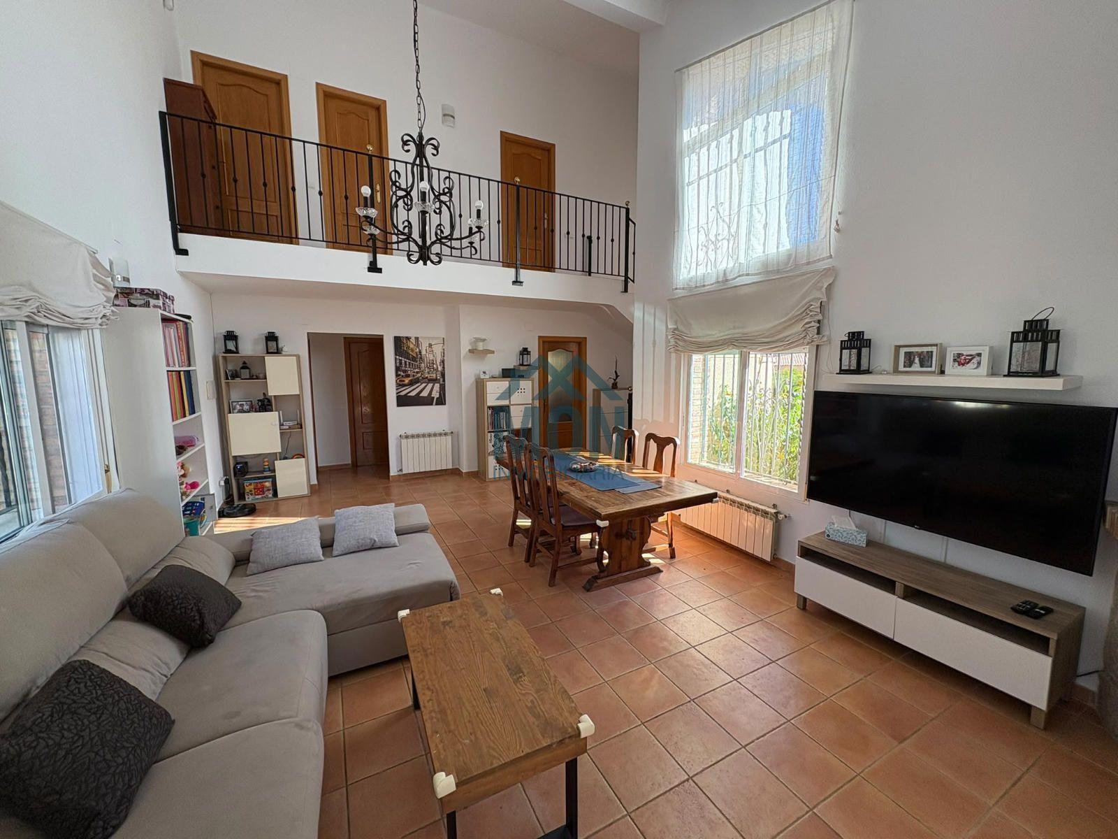 Chalet en Venta en Chiva