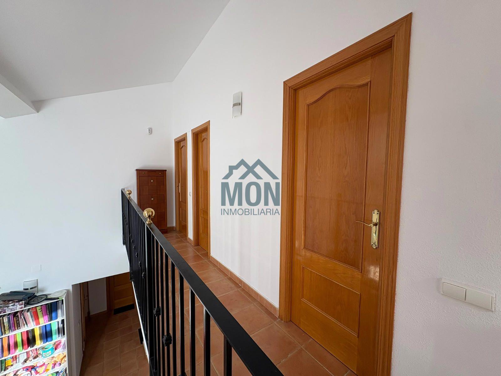 Chalet en Venta en Chiva