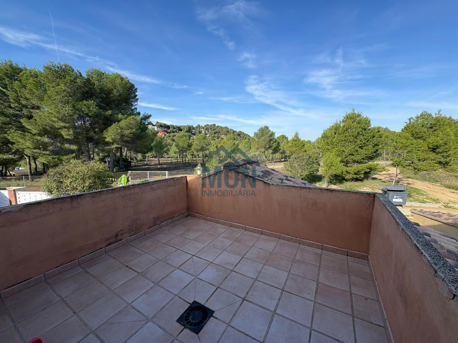Chalet en Venta en Chiva