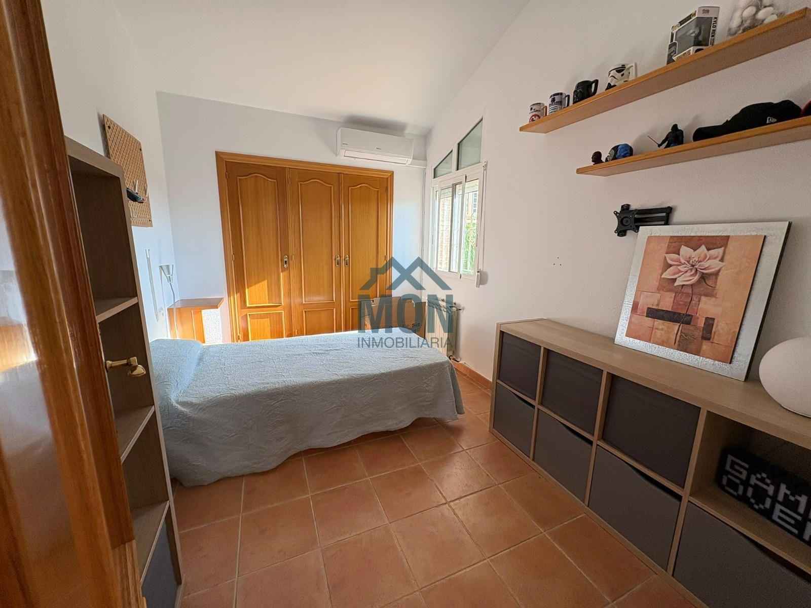Chalet en Venta en Chiva