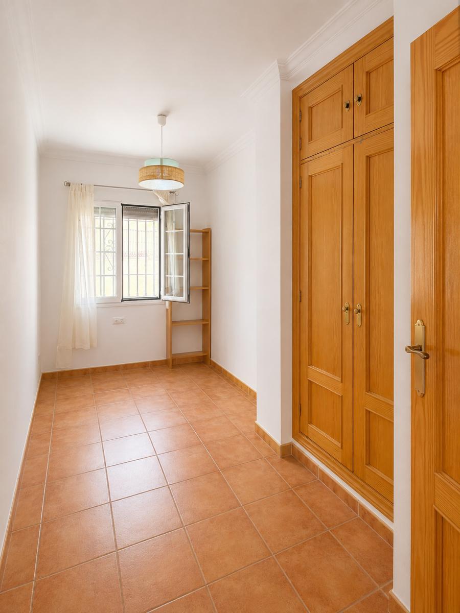 Flat for Sale in Nerja