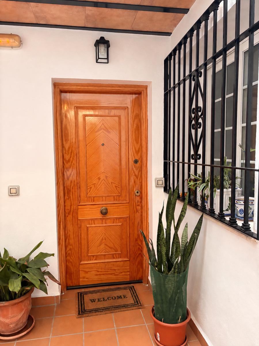 Flat for Sale in Nerja