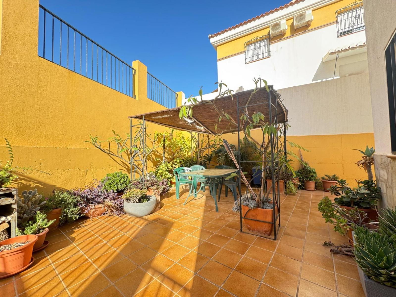 Casa Rural en Venta en Gualchos