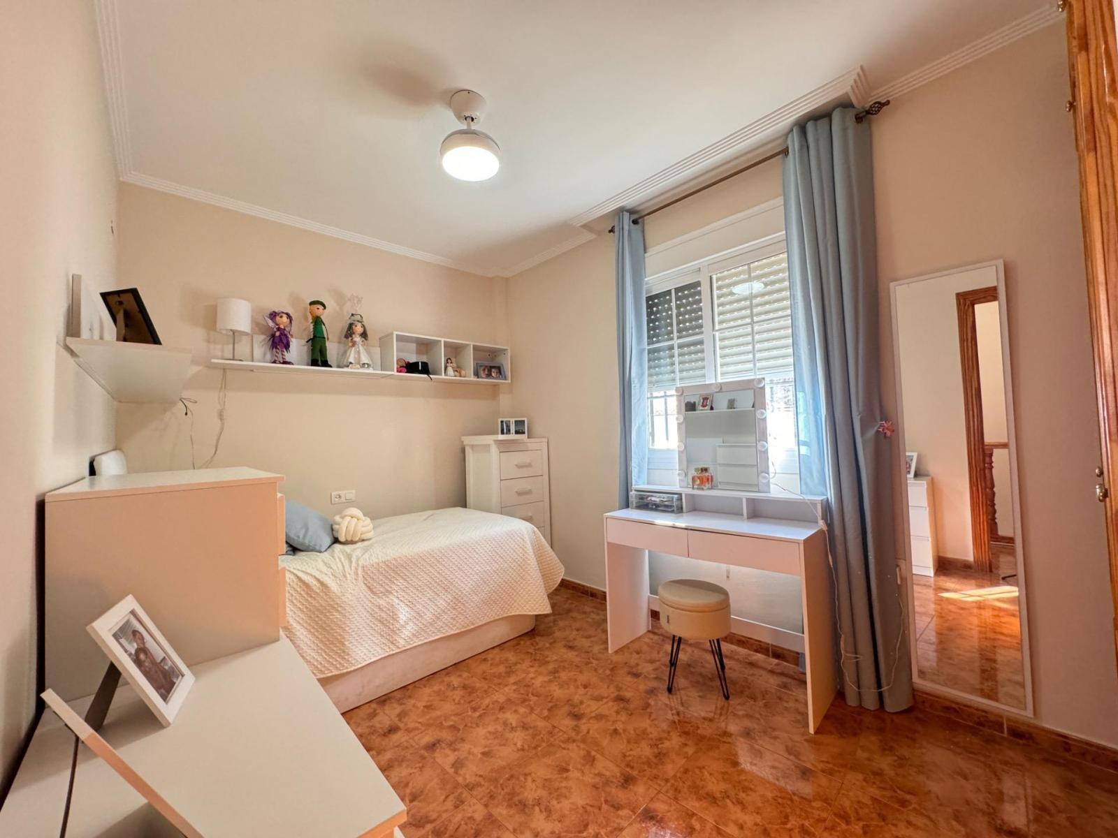 Casa Rural en Venta en Gualchos