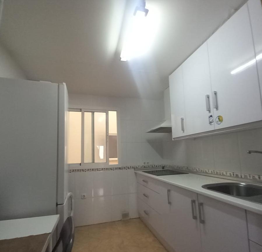 Flat for Sale in Albuñol