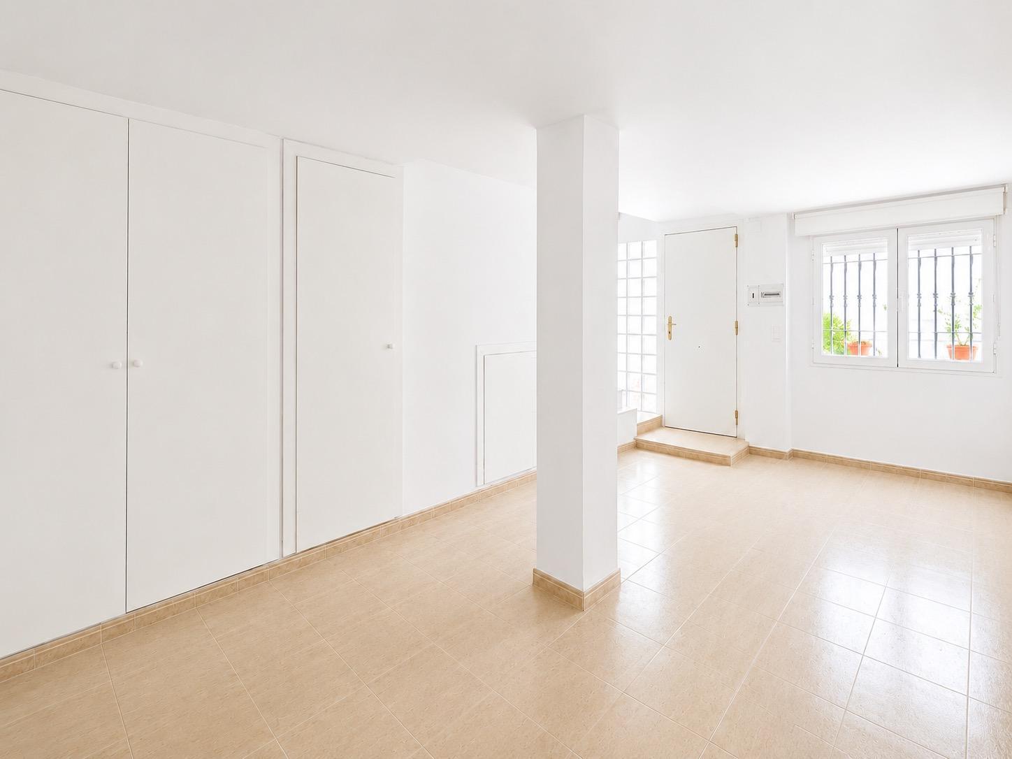 House for Sale in Granada