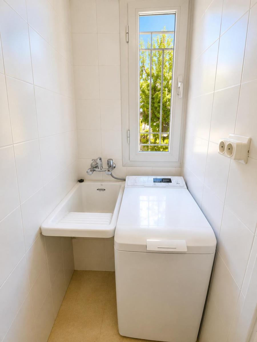 House for Sale in Granada