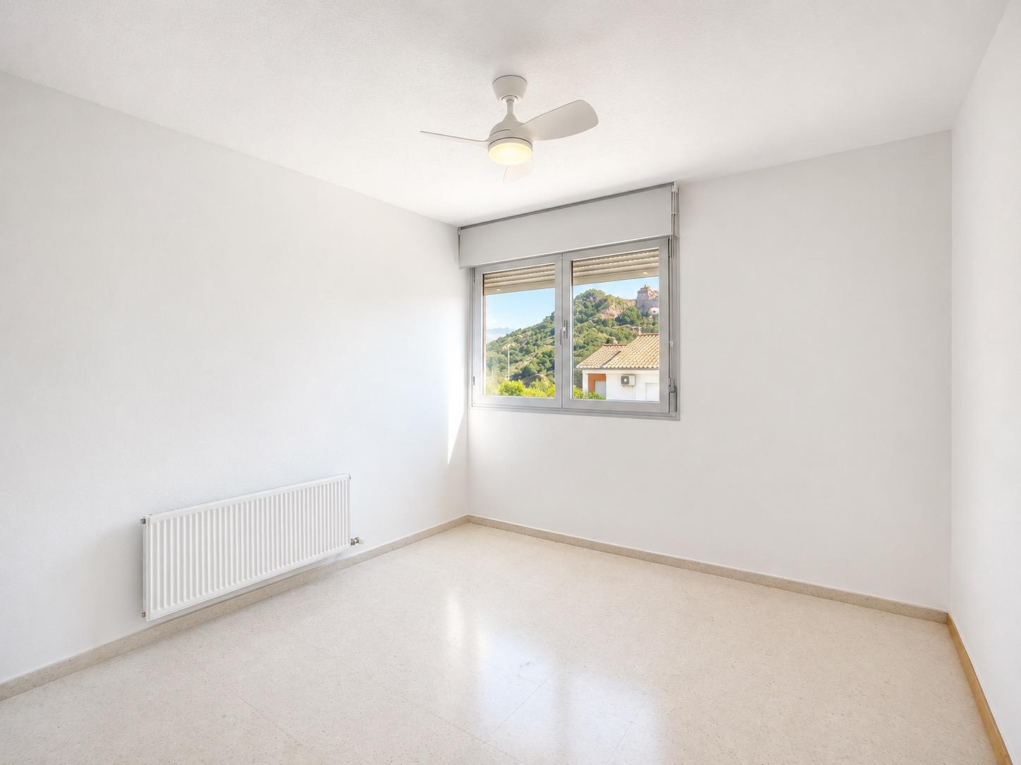 House for Sale in Granada