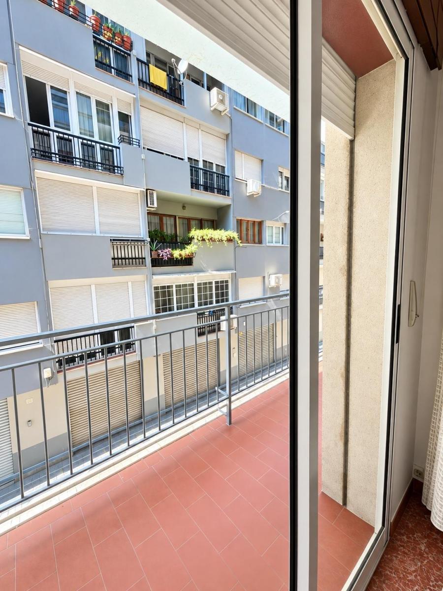 Flat for Sale in Granada