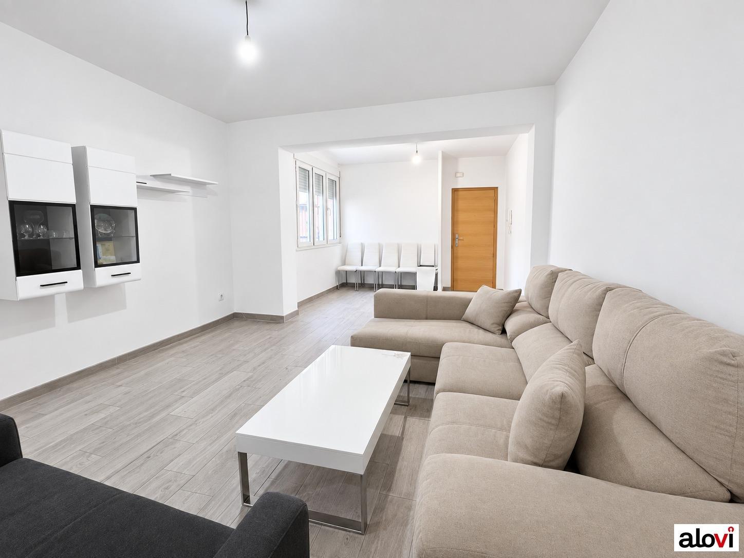 Flat for Rent in Granada