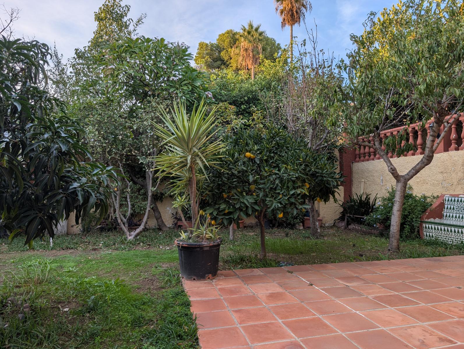 Villa for Sale in Benalmádena