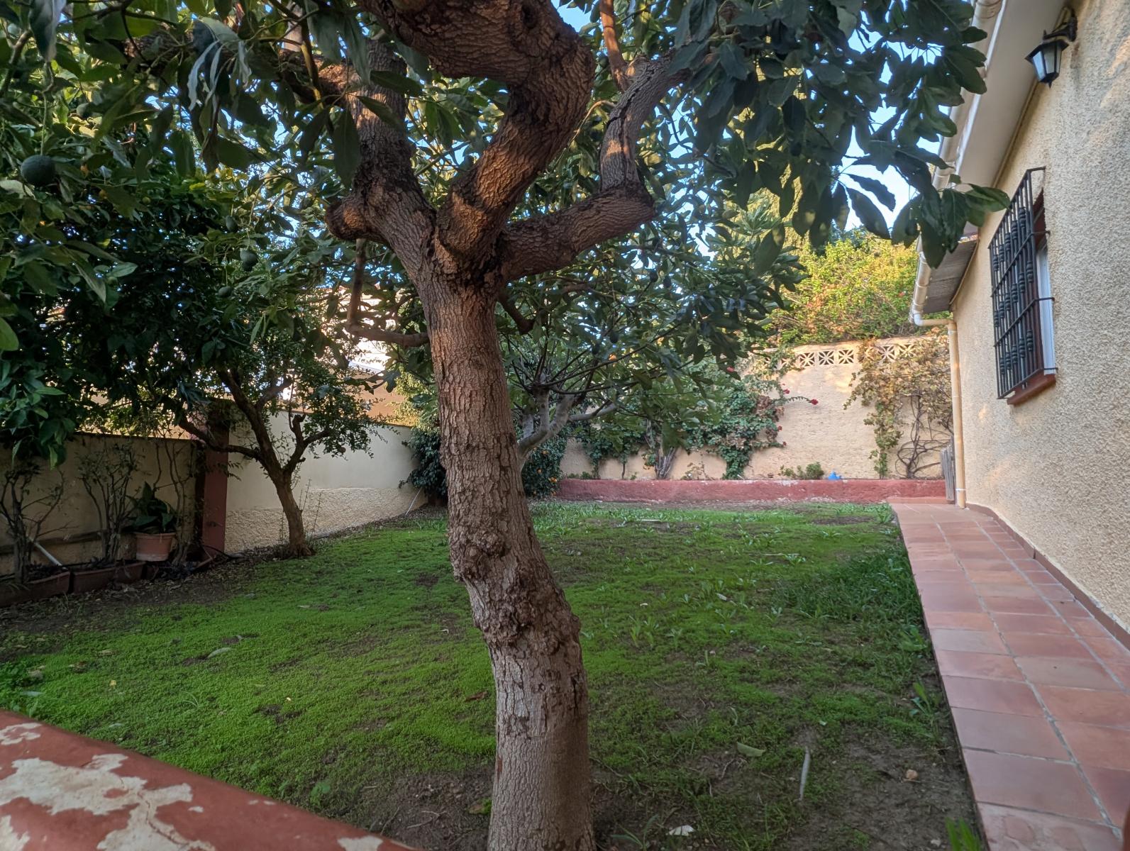 Villa for Sale in Benalmádena
