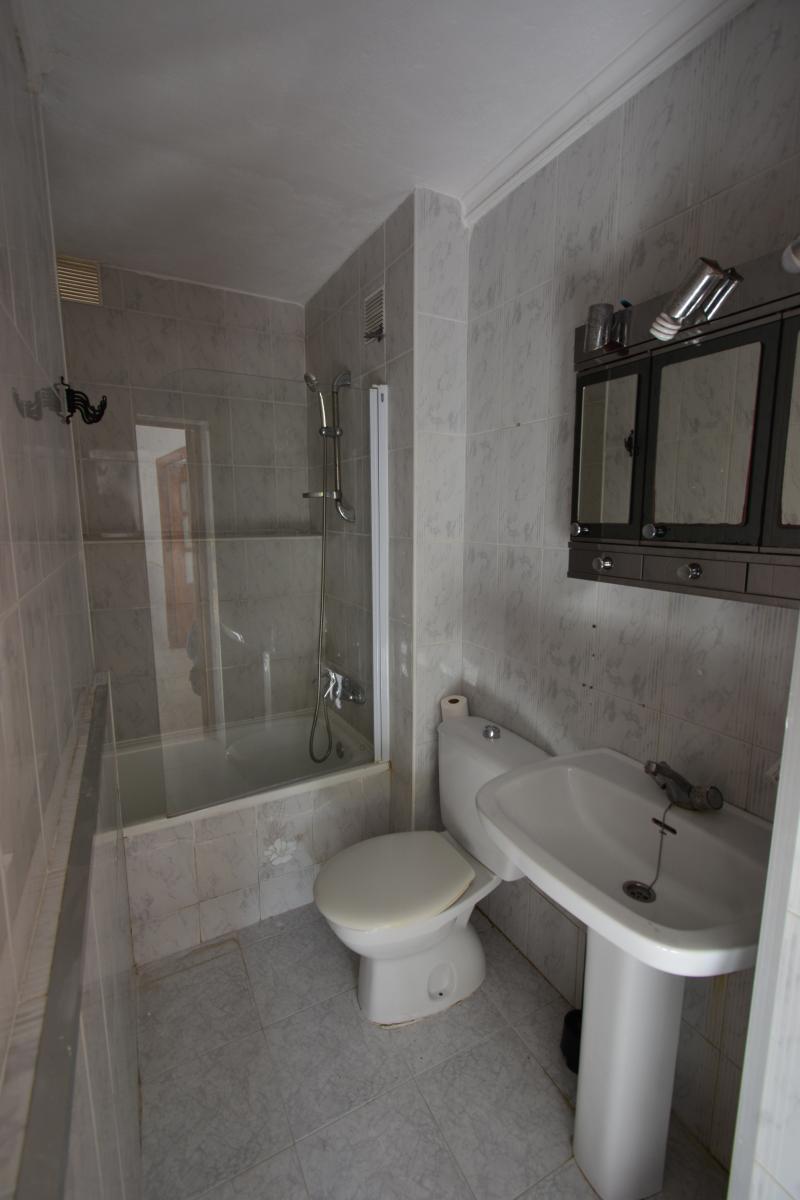 Villa for Sale in Benalmádena