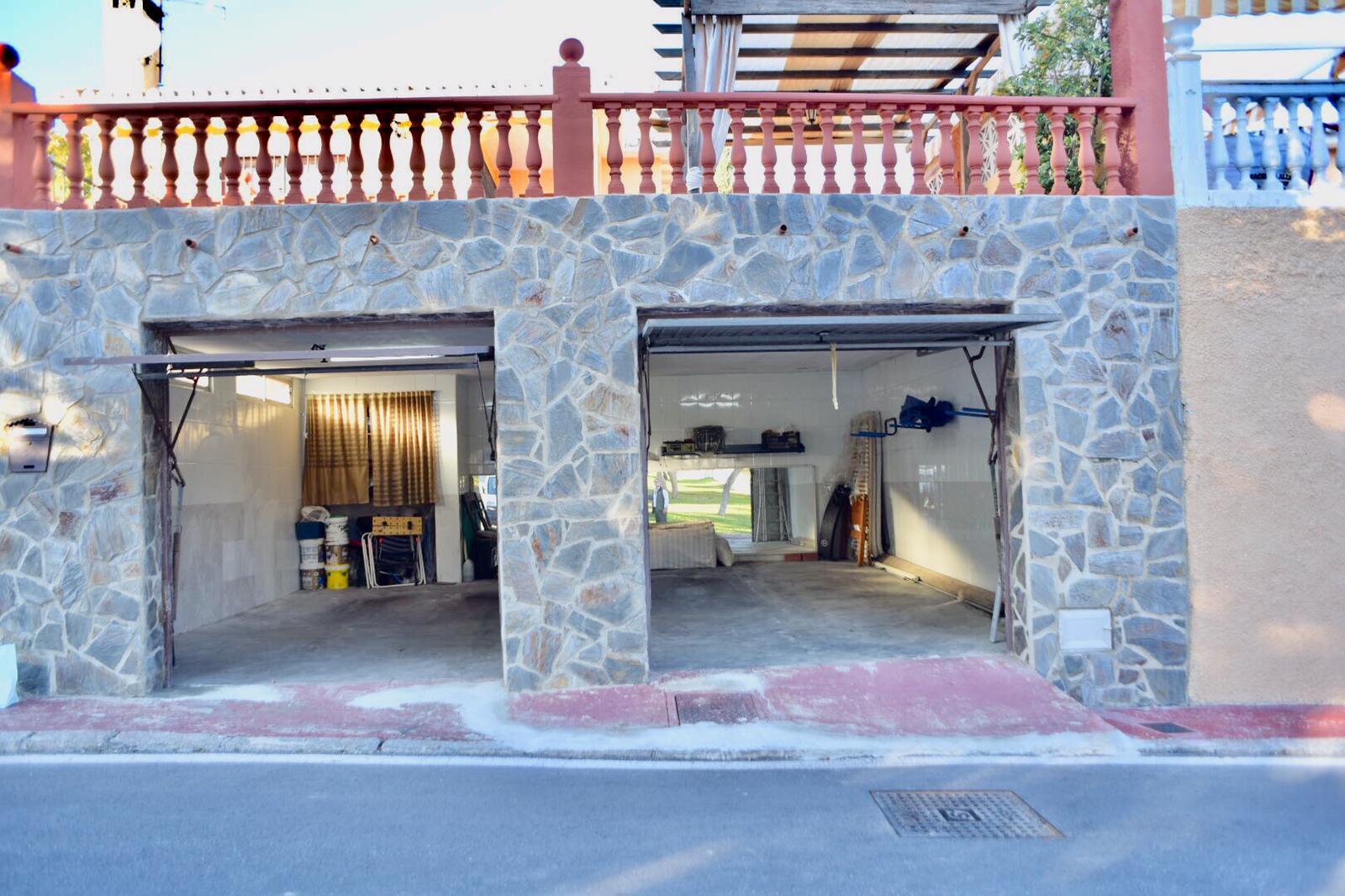 Villa for Sale in Benalmádena