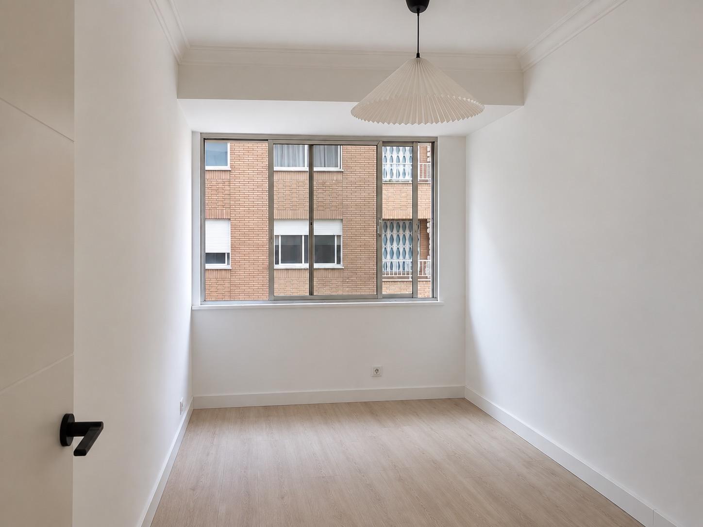 Flat for Sale in Ferrol
