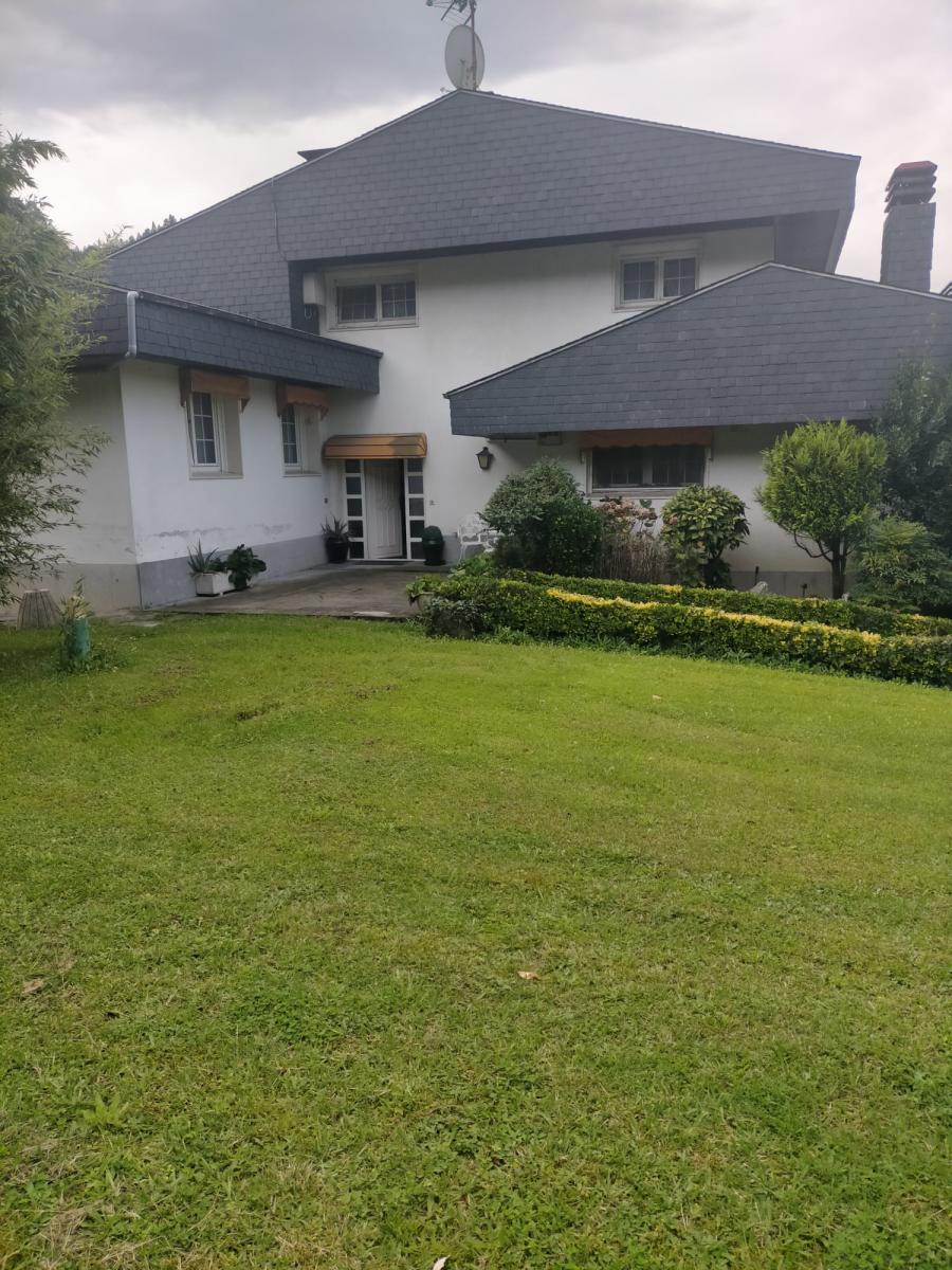 Chalet en Venta en Berango