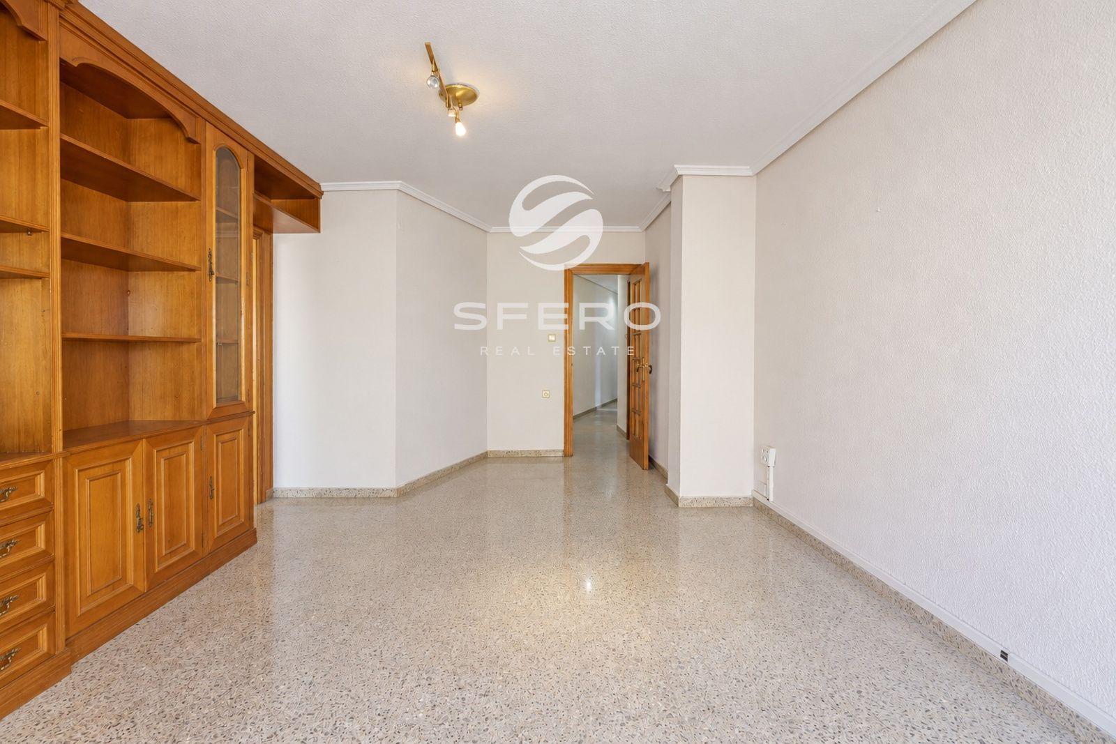 Apartment for Sale in Valencia