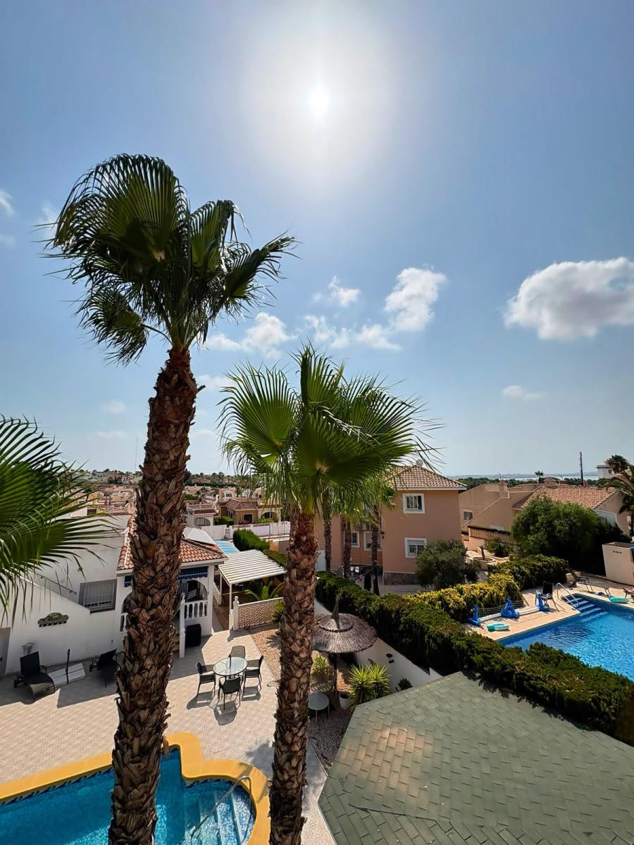 Villa en Venta en Rojales