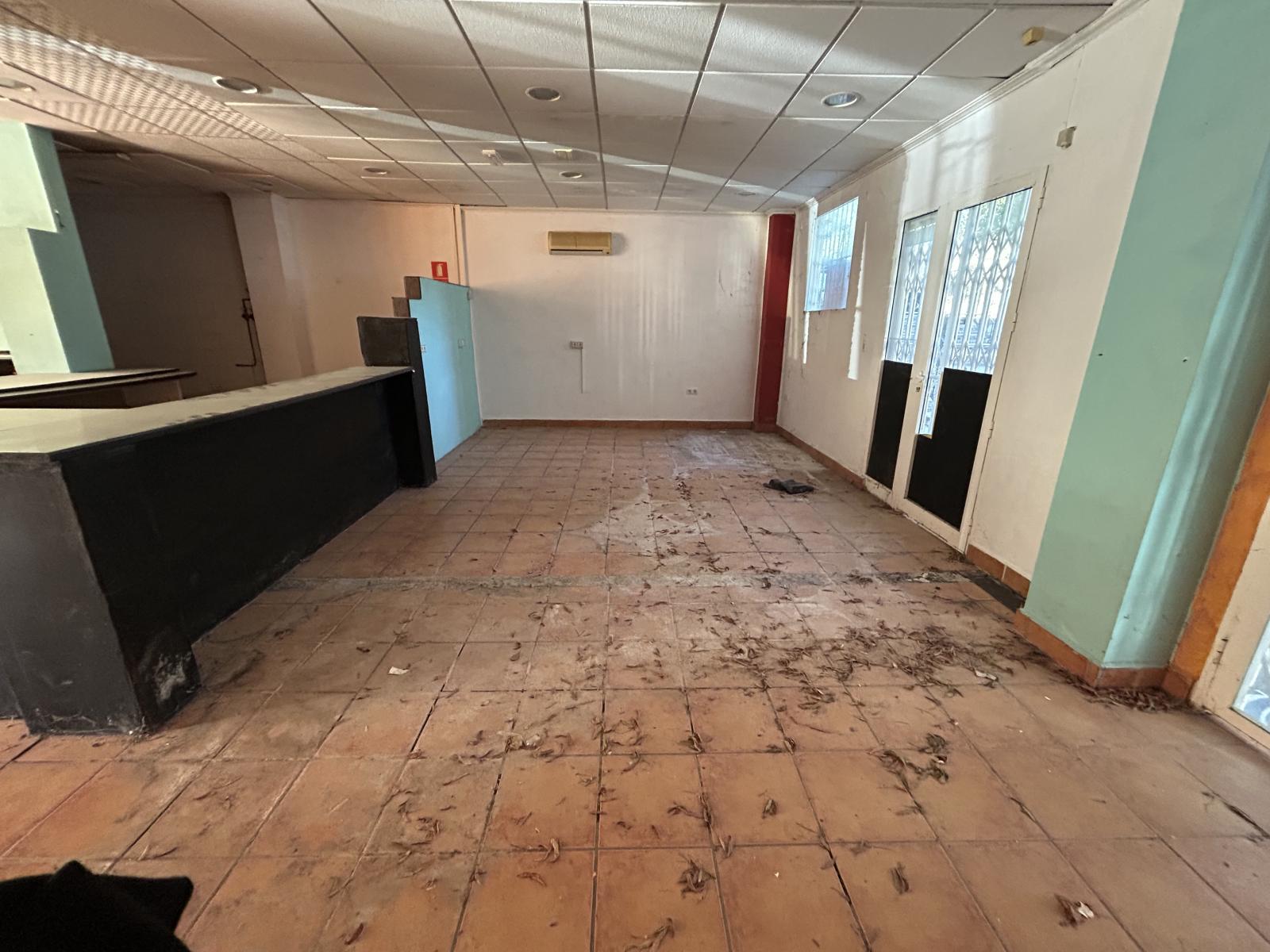 Premise for Sale in Alicante