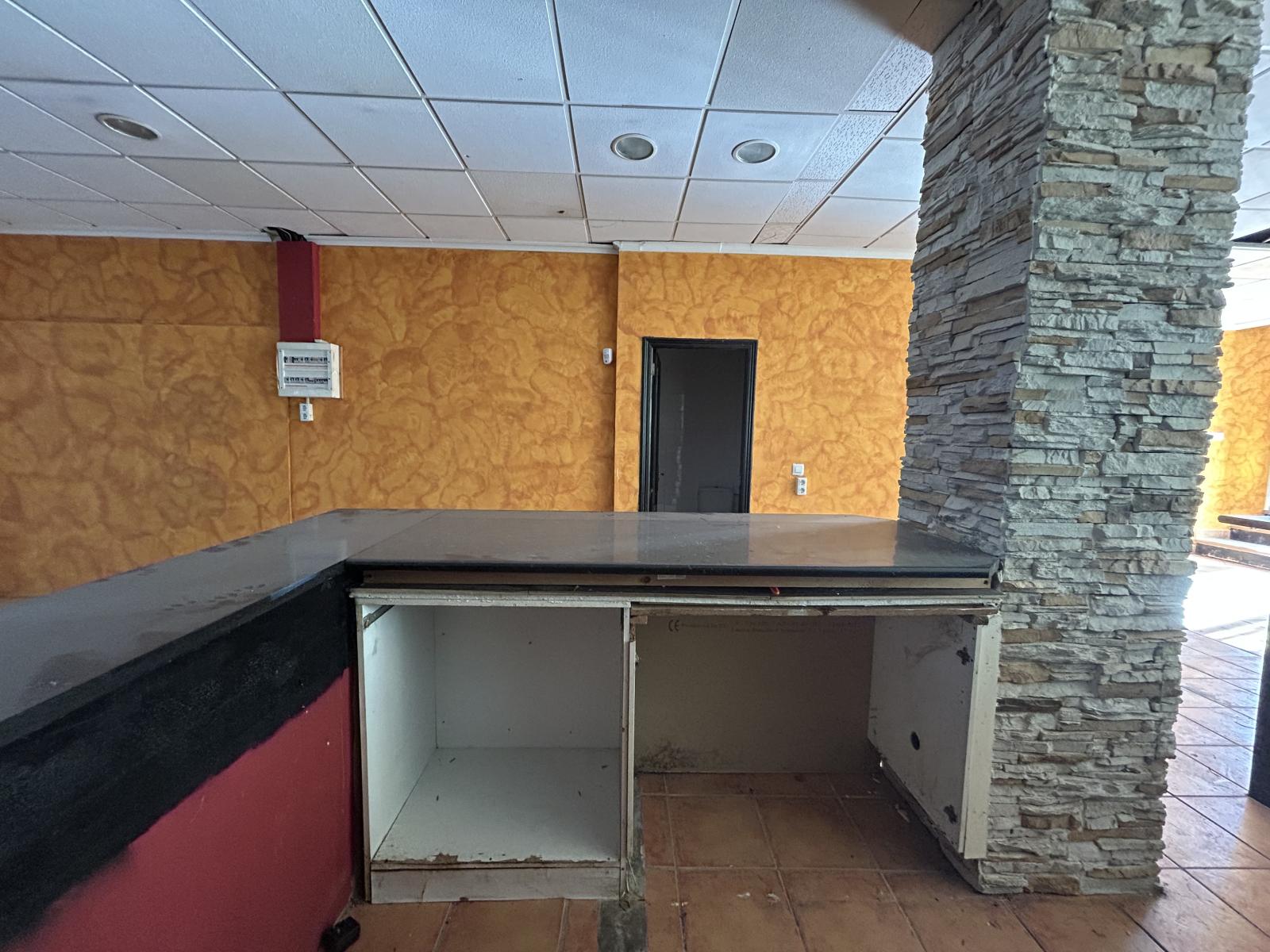 Premise for Sale in Alicante