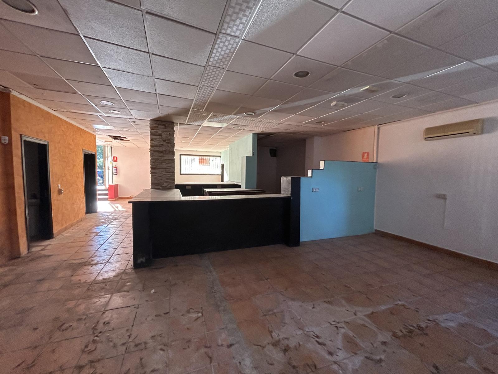 Premise for Sale in Alicante