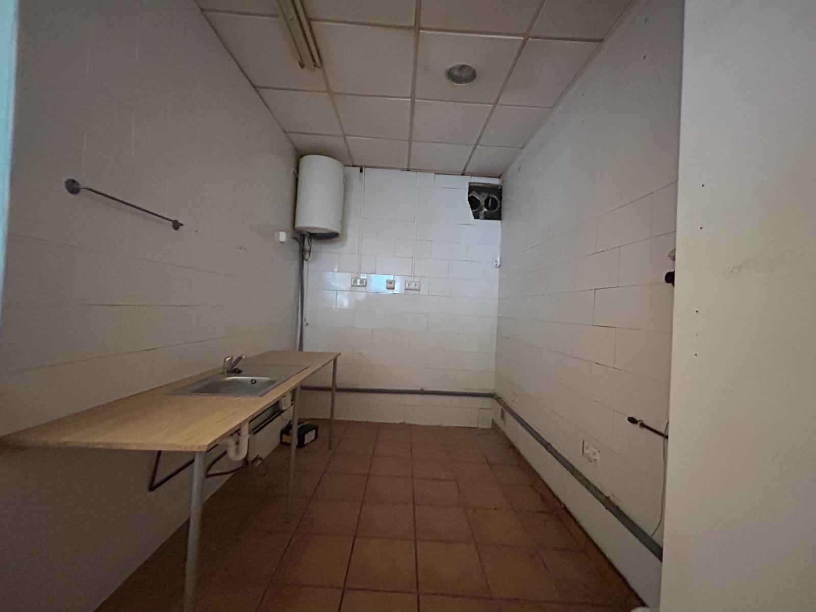 Premise for Sale in Alicante