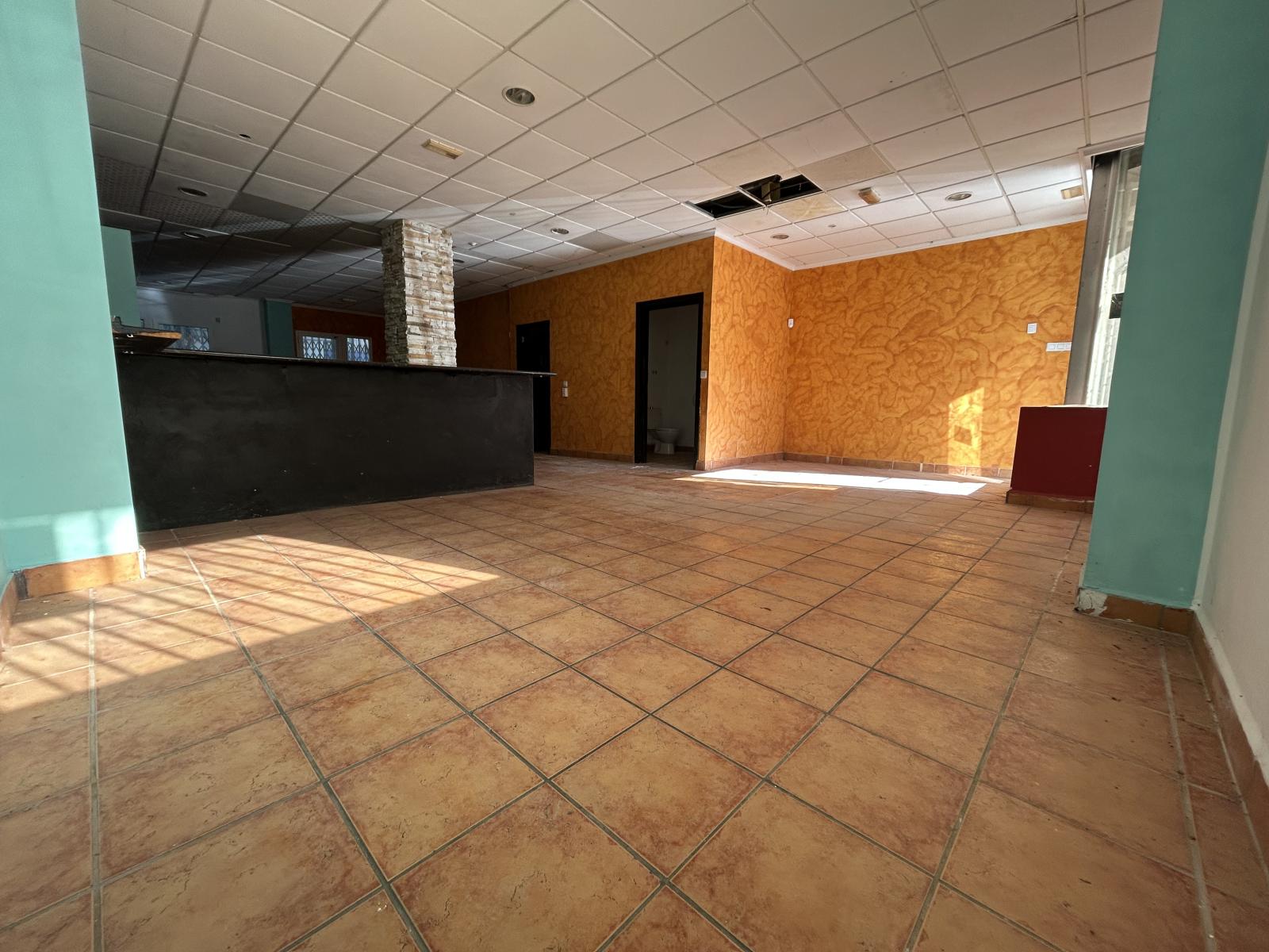 Premise for Sale in Alicante