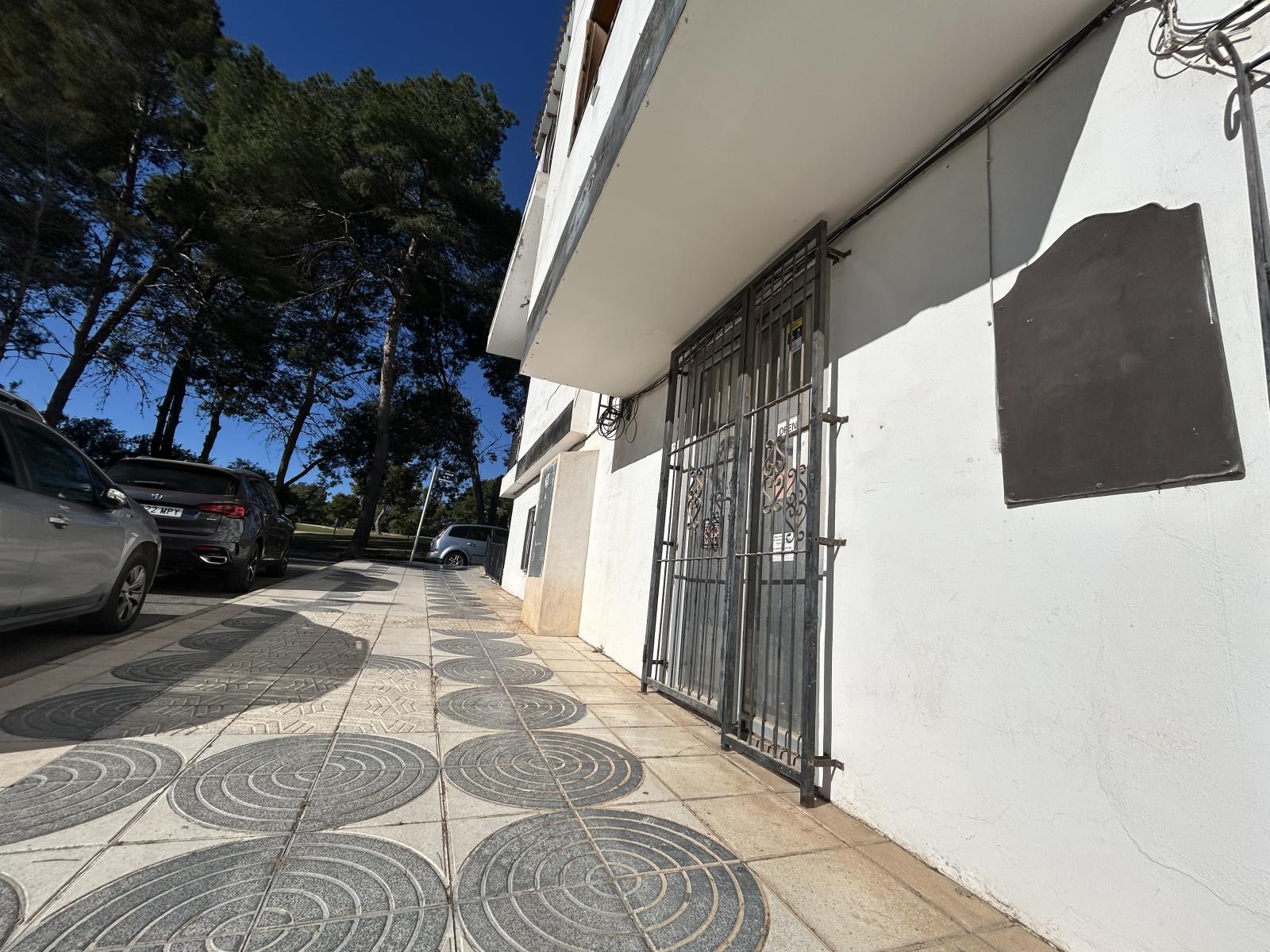 Premise for Sale in Alicante