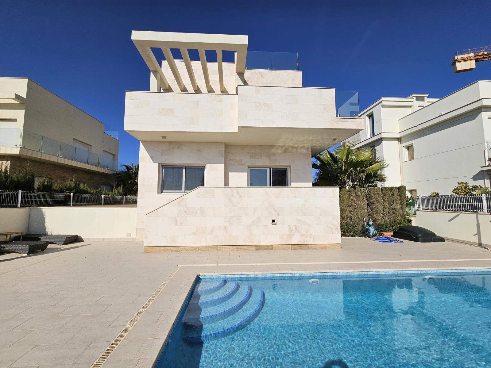 Villa en Venta en Orihuela
