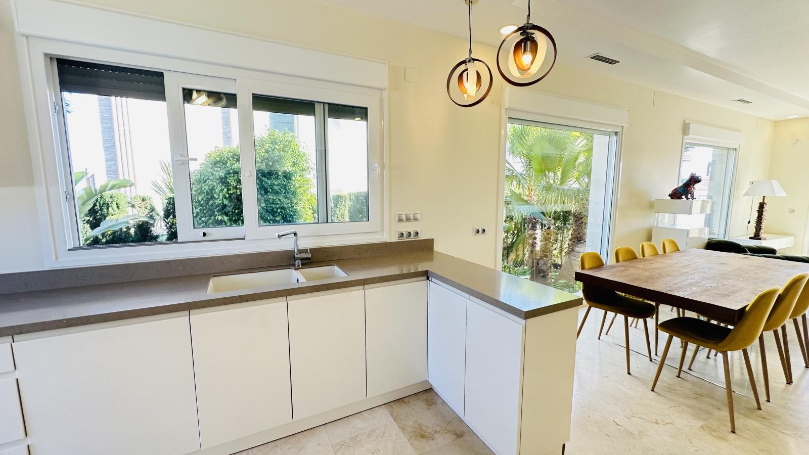 Villa en Venta en Orihuela