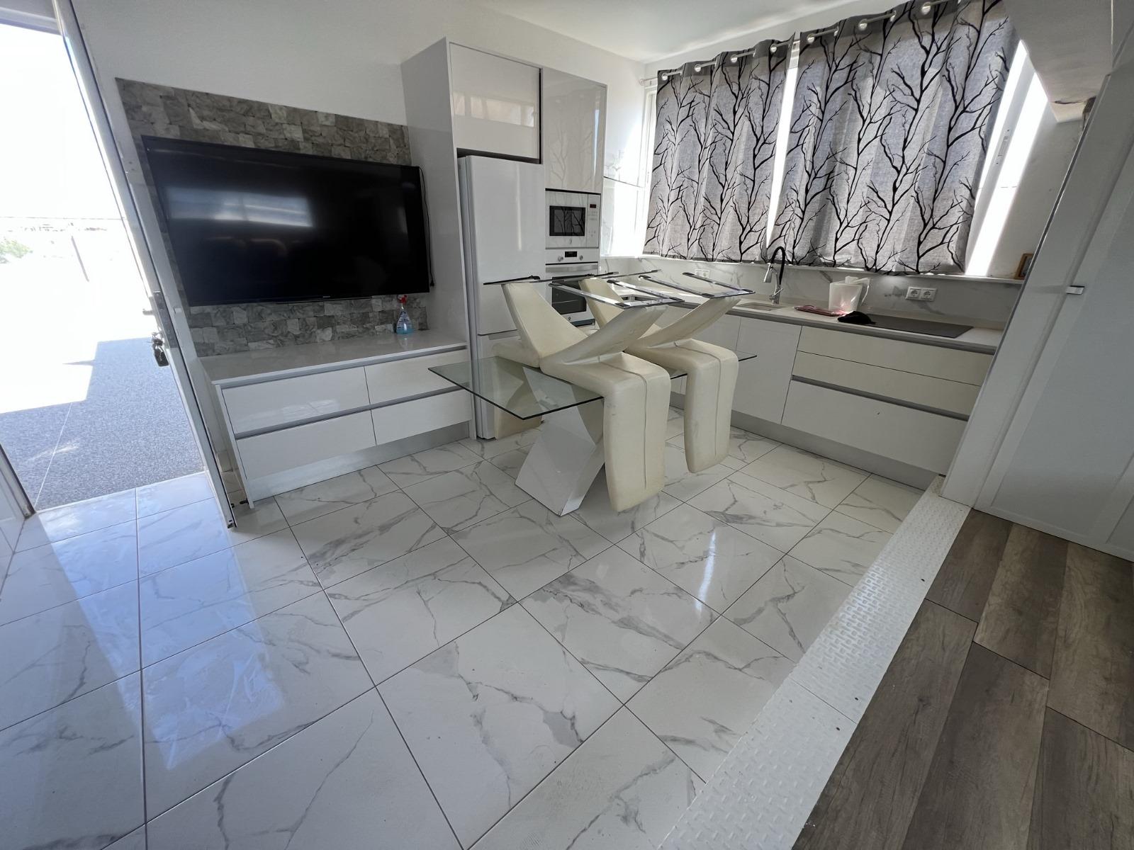 Premise for Sale in Torrevieja