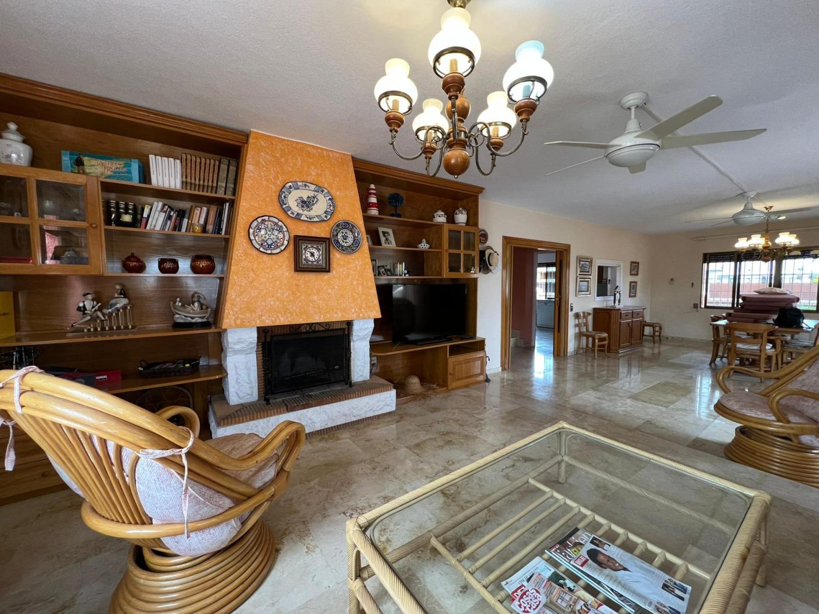 Villa en Venta en Orihuela