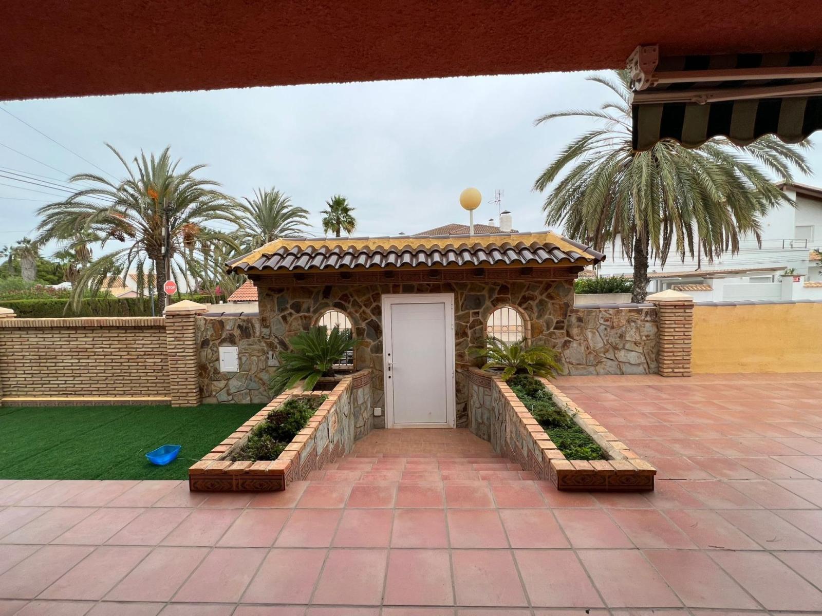 Villa en Venta en Orihuela