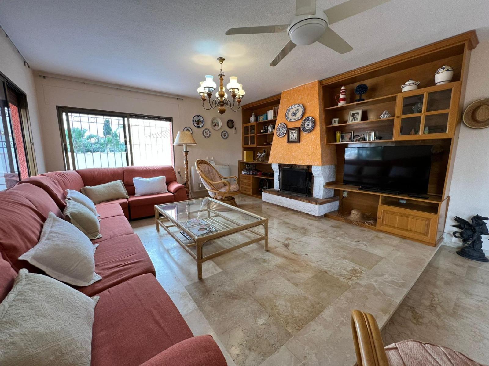 Villa en Venta en Orihuela