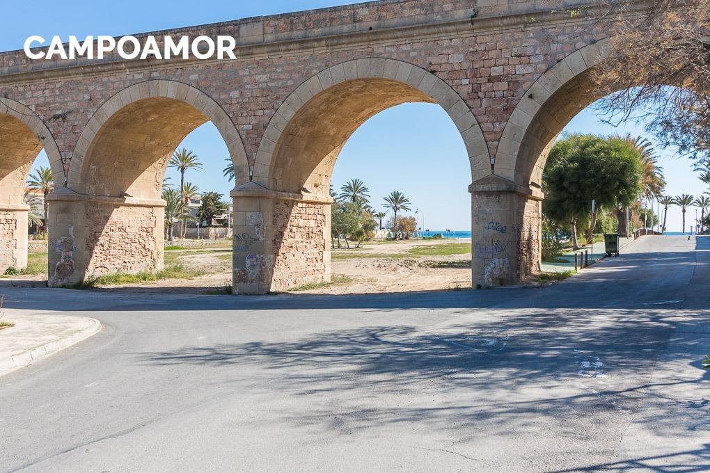 Villa en Venta en Orihuela