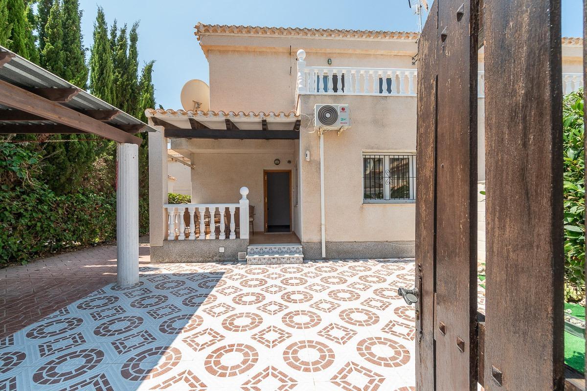 Villa en Venta en Orihuela