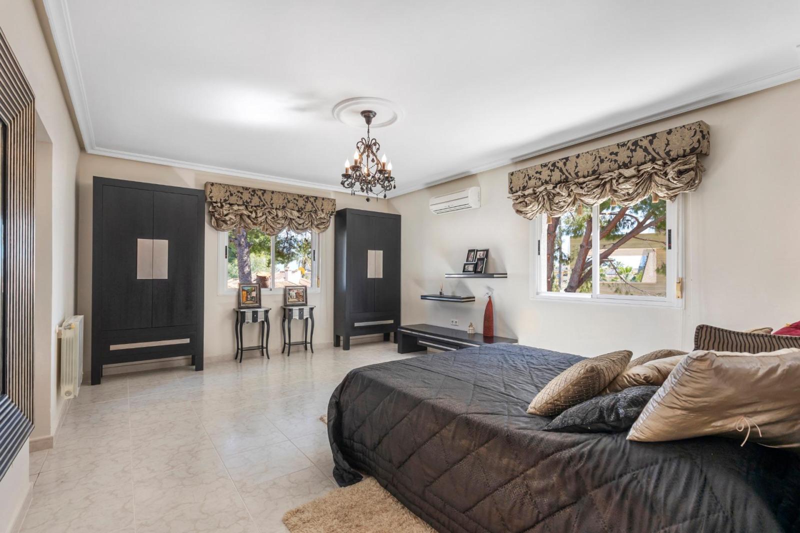 Villa en Venta en Rojales