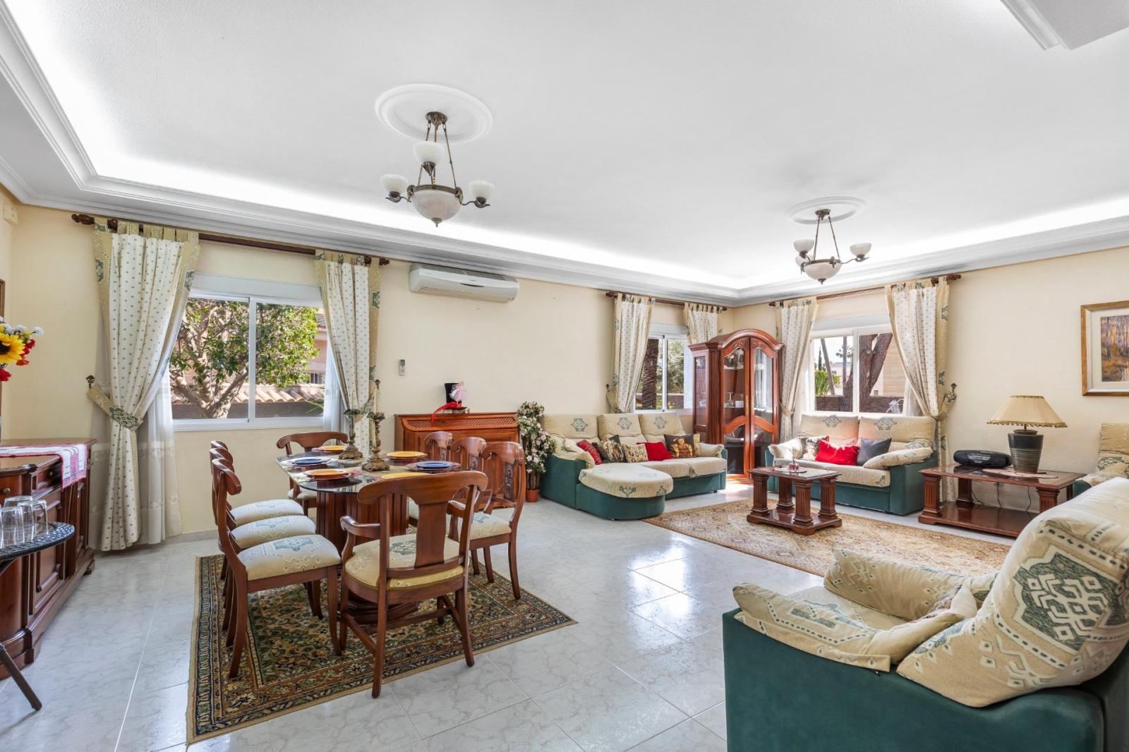 Villa en Venta en Rojales