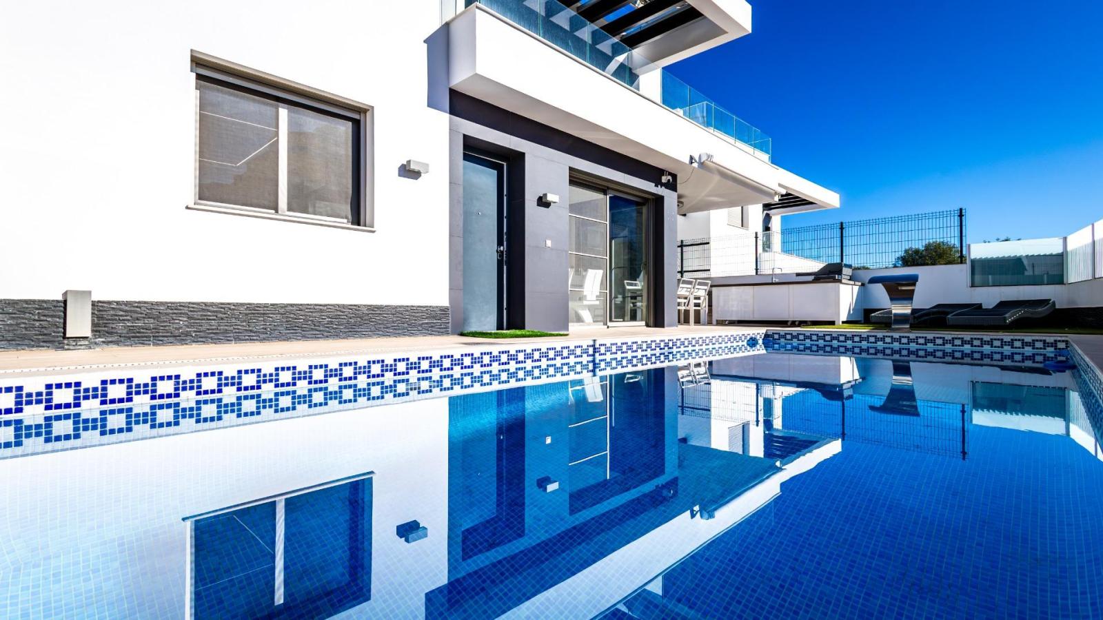 Villa en Venta en Orihuela