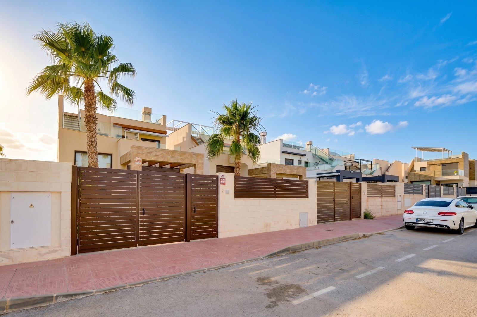 Villa en Venta en Rojales