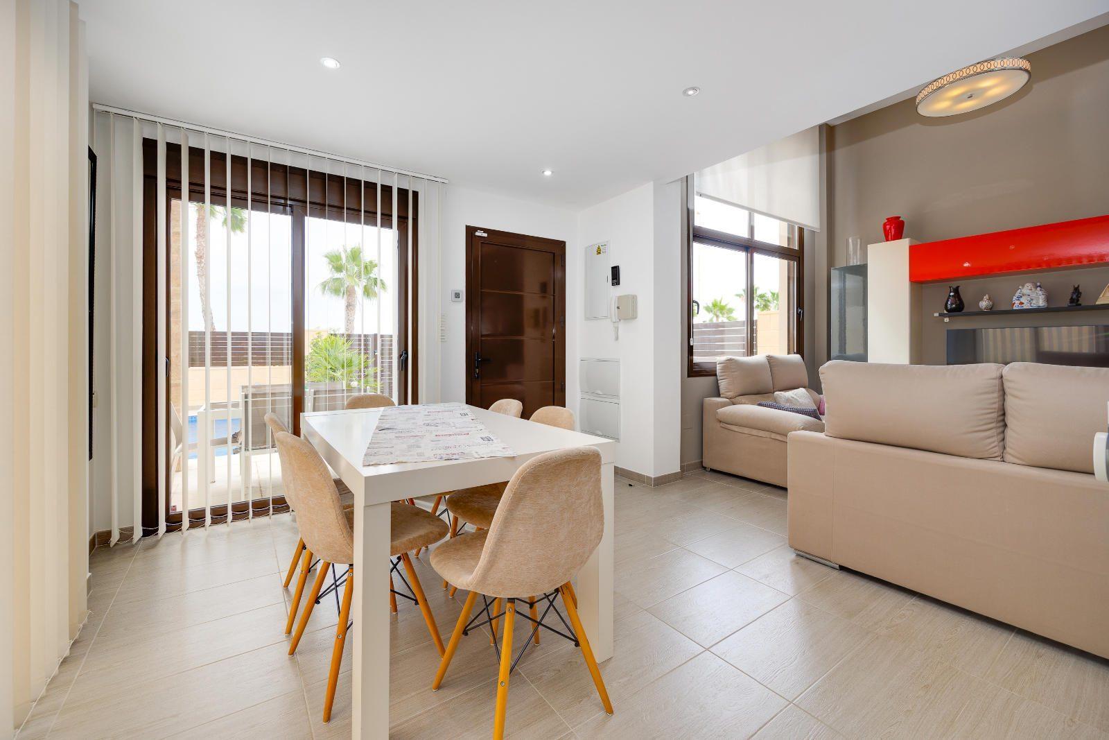 Villa en Venta en Rojales
