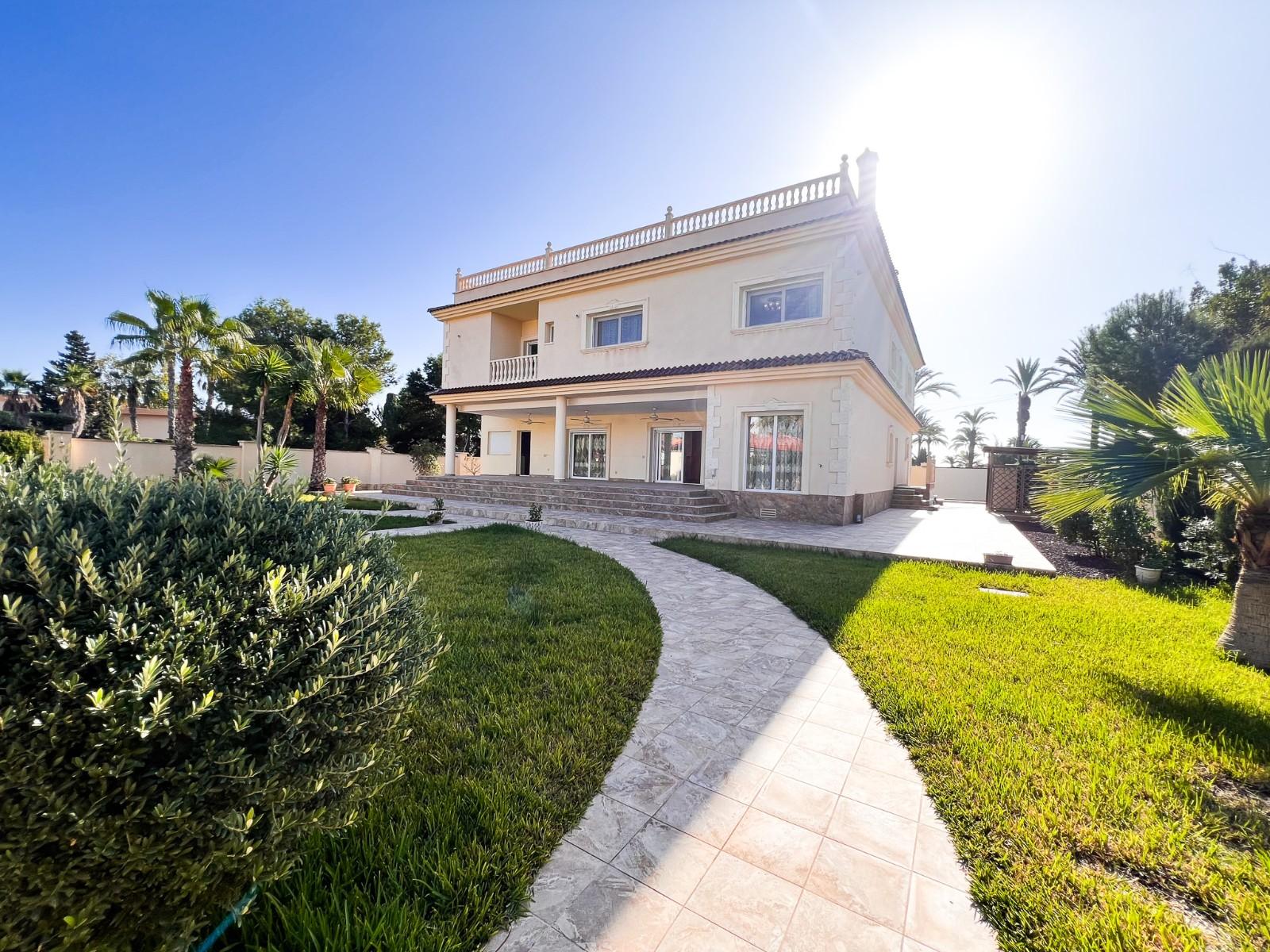 Villa en Venta en Orihuela
