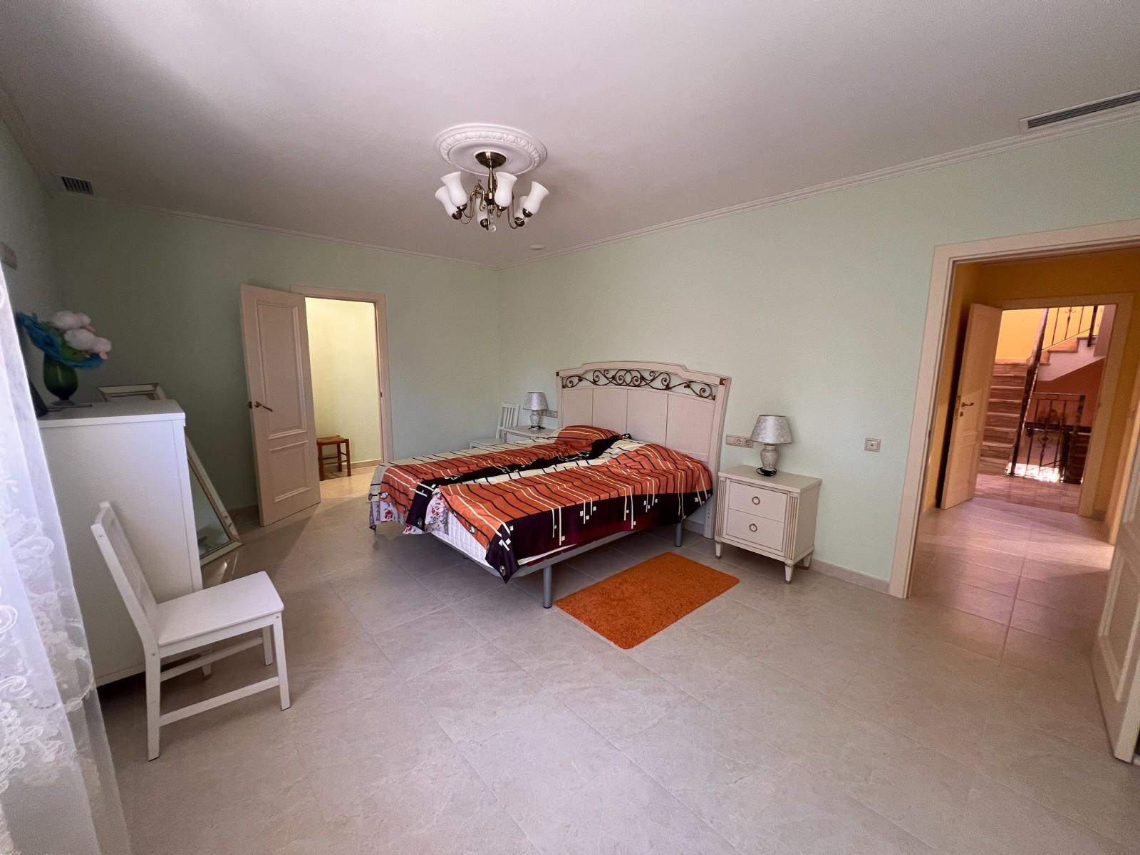 Villa en Venta en Orihuela